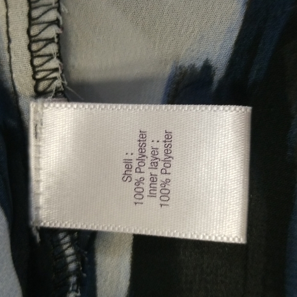 Jennifer Lopez Printed Hi low Top - Picture 8 of 9